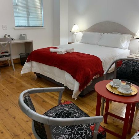 בופורט ווסט Savoy Hotel Beaufort-West מראה חיצוני תמונה
