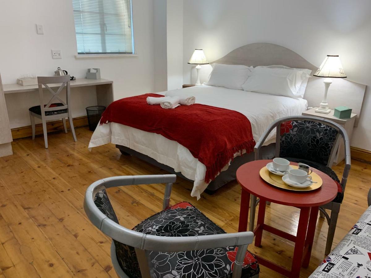 בופורט ווסט Savoy Hotel Beaufort-West מראה חיצוני תמונה