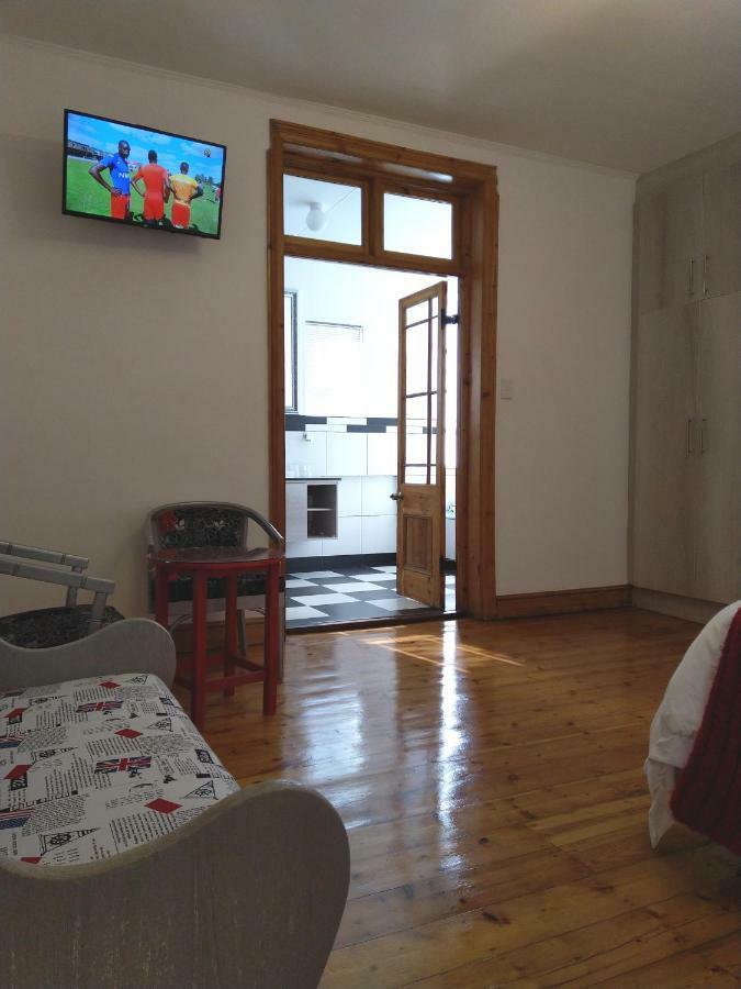 בופורט ווסט Savoy Hotel Beaufort-West מראה חיצוני תמונה