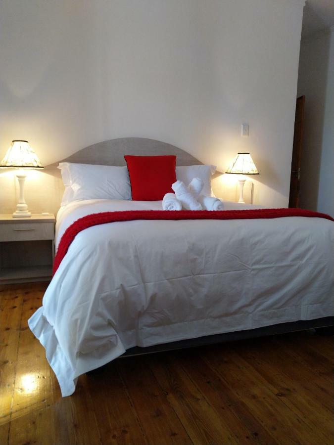 בופורט ווסט Savoy Hotel Beaufort-West מראה חיצוני תמונה